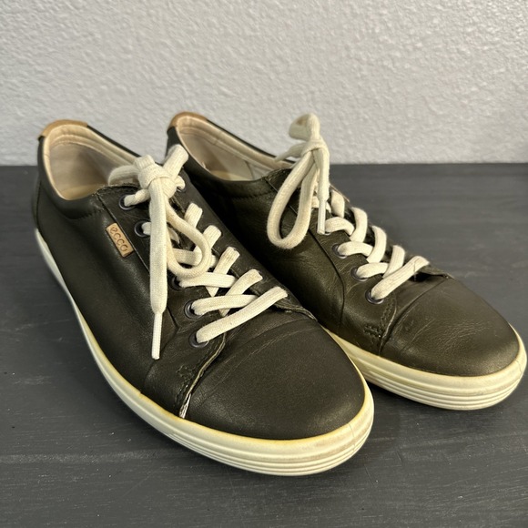 Ecco Women\'s Sneakers Soft 7 Deep Forest‎ Metallic Leather Lace Sz 9-9.5 EUC